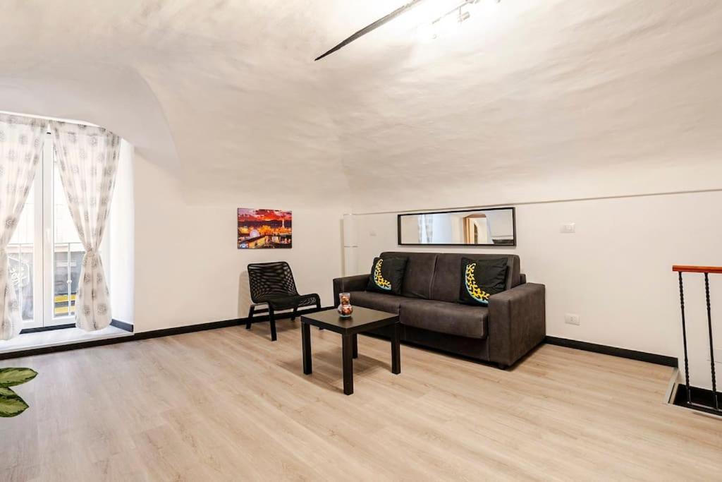 The First Porta Soprana Prione Apartment เจนัว ภายนอก รูปภาพ